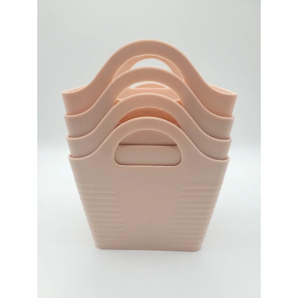 Cute set of containers